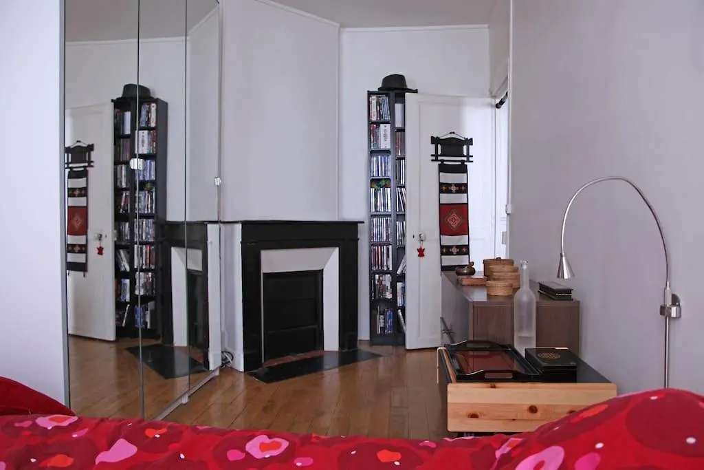 Quiet Apt 2Rooms Big Kitchen Canal Saint Martin Paris França