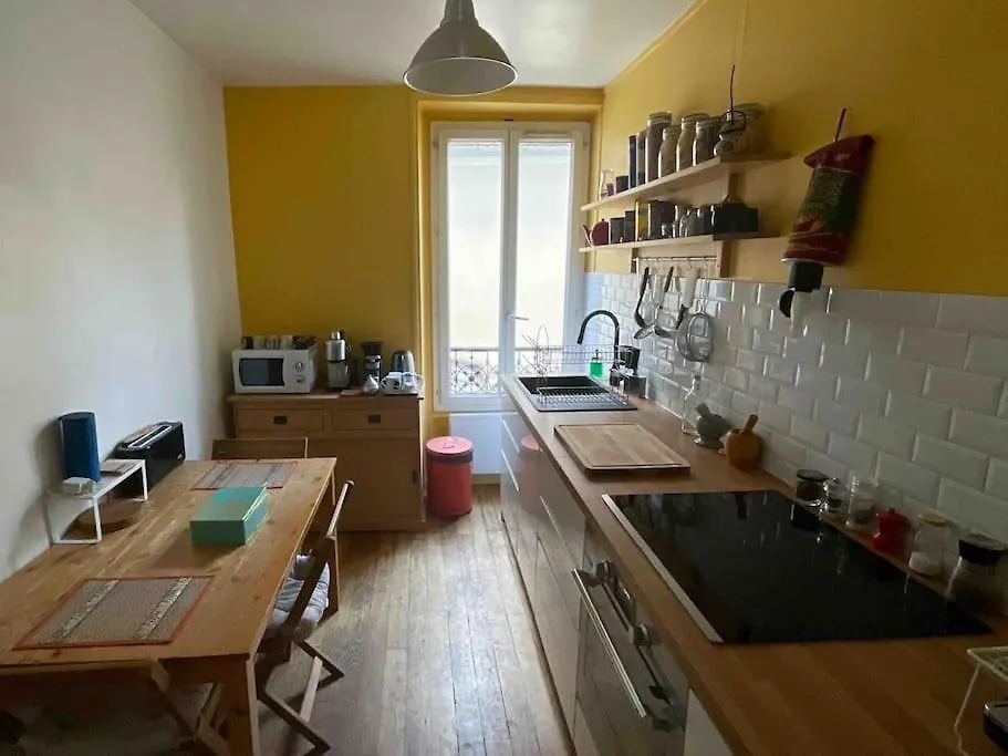 아파트 Quiet Apt 2Rooms Big Kitchen Canal Saint Martin 파리